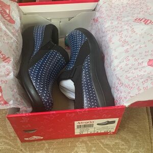 New size 7 Alegria Navy and Black Patterned Slip-Ons